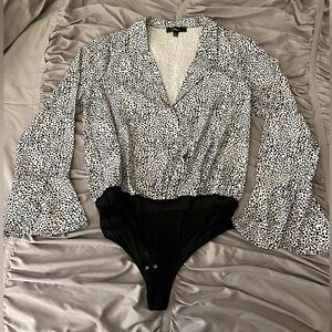 Lulus Women’s Black and White Polka Dot Blouse Bodysuit